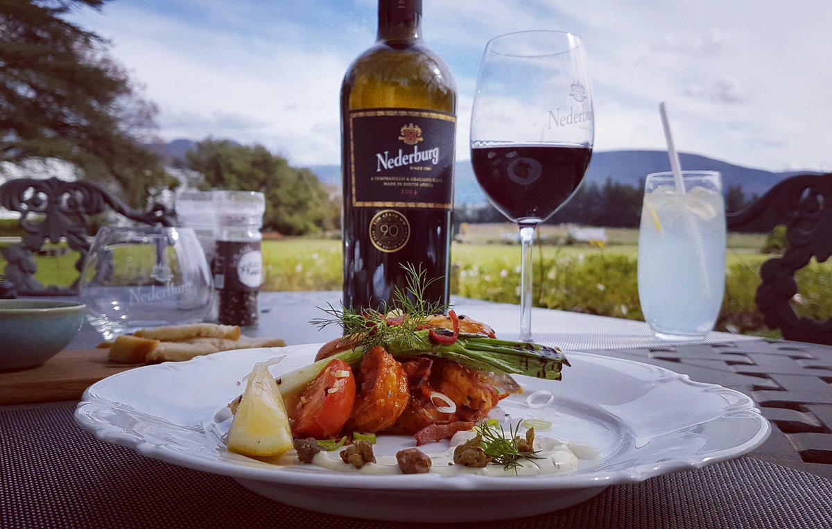 nidha1's tweet photo. How do I move on to Wednesday, if this was Tuesday? 
#ToughLife #NederburgWines #Nederburg #TheRedTable #Lunch #RoughingIt #Foodie #FoodAdventures #Instafood #Instagood
#LifeOfAJourno #WineFarm #CapeTown #CapeTownEtc #EatingMyWayThroughCapeTown #FoodGoals @Nederburg https://t.co/BsGFLNp1Sw