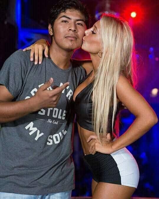 monchoman_fg's tweet photo. -Hola, soy @monchoman_fg y lo mejor, soy tuitero.
#EfectoTwitter https://t.co/EyhuYajLB1