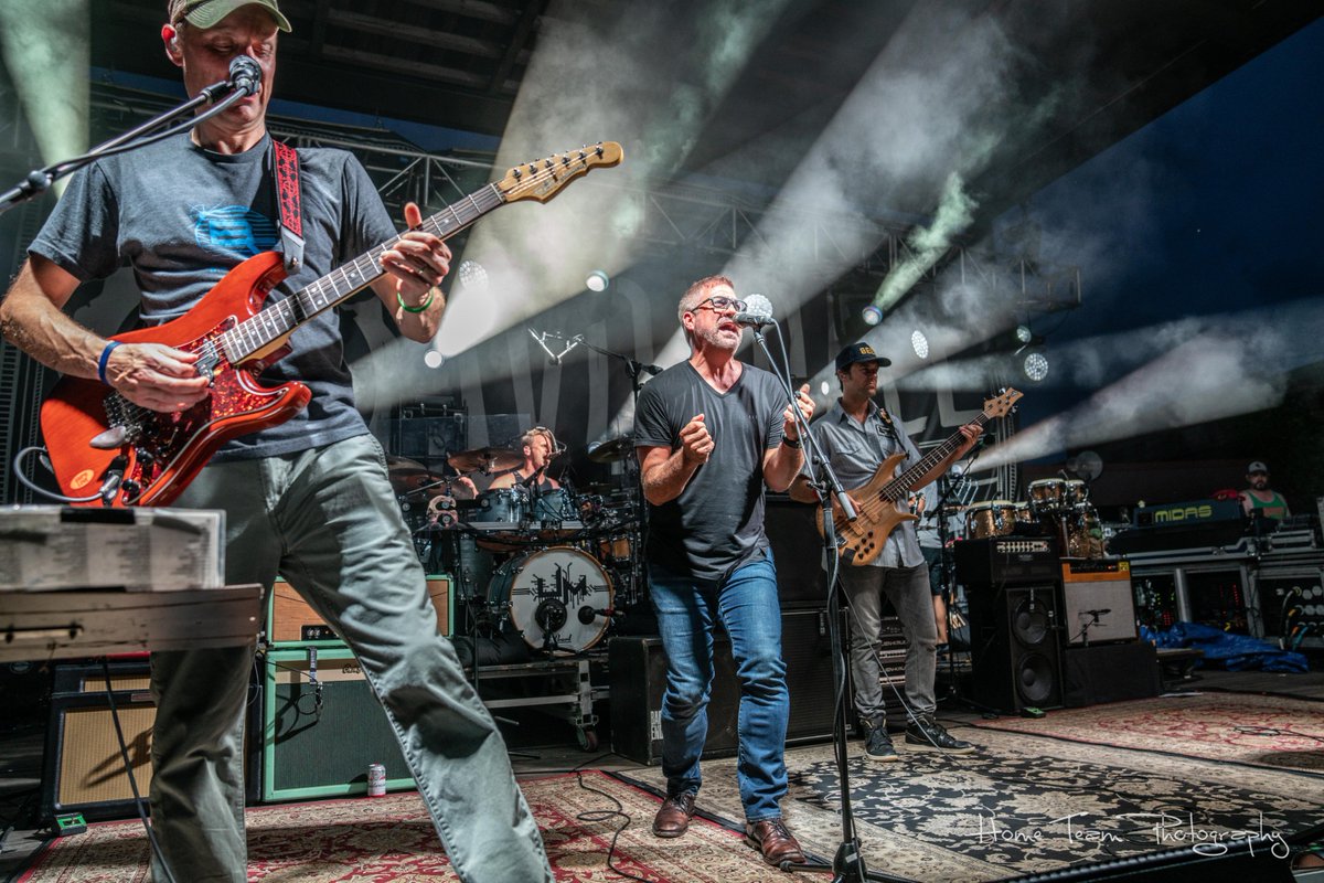 Always fun to have you out, <a href="/TaylorHicks/">Taylor Hicks</a>!

#umphreys #umxx #itsyou <a href="/AvondaleBrewing/">Avondale Brewing Co.</a> <a href="/Live_And_Listen/">Live And Listen</a>