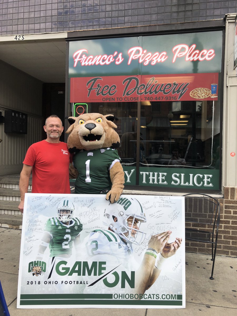 OhioBobcats's tweet photo. We had a great second day of the #GameOnTour visiting Court Street! Keep an eye out for Rufus all week long as we get excited for the start of @OhioFootball! #GameOn https://t.co/2a9tQrbRh8