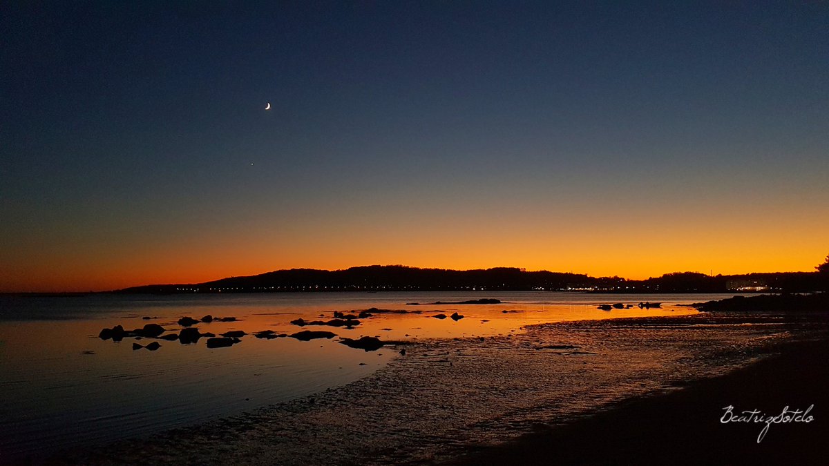 Petiscosgalegos's tweet photo. Se despide el día con un poco de magia como siempre en #Galicia #Cambados #OFacho @C_Cambados @turismocambados @CORESDECAMBADOS @VisitOSalnes @turisriasbaixas @Turgalicia @Turvegal @ALCALDEJOS @Marcovolador1 @seelser @loroma61 @o_franco_aleman @OTempoTVG @4gotas_com @CeosGalegos https://t.co/xKILcFuGlw