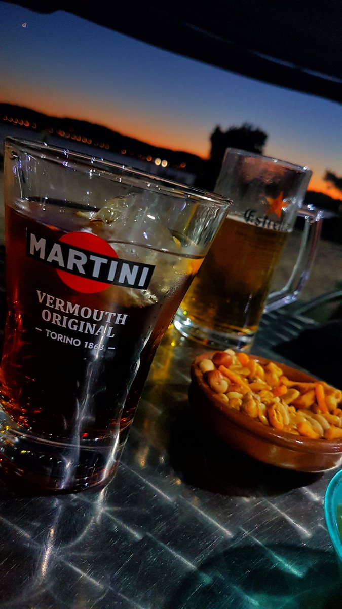 Petiscosgalegos's tweet photo. Momentos únicos que sólo se pueden vivir en una tierra como la nuestra #Galicia #Cambados #OFacho #summertime #TelleiraDoFacho https://t.co/UlZvnHSxfM