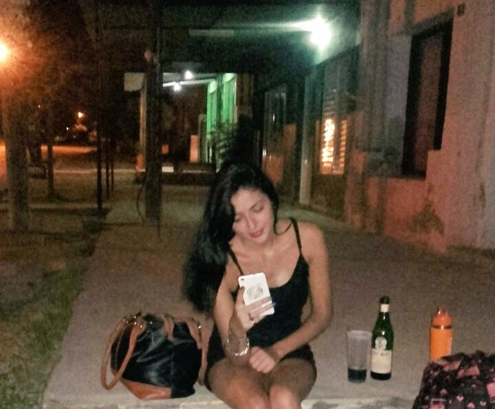 Ceciivirgini4's tweet photo. @MilyCastillo_ @98Aguustina  había humedad en Santiago y mi pelo lo sabía  #Recuerdo  #sumampa #sertour #Axel @AxelOficial #Laspibas @AxelSJCBA  @AxelSJSantiago  (llevo Córdoba a todos lados adivinen por que ahrre) AMO LOS SHOWS CON LAS PIBAS.. 💖💞 https://t.co/FaYpoknPkA