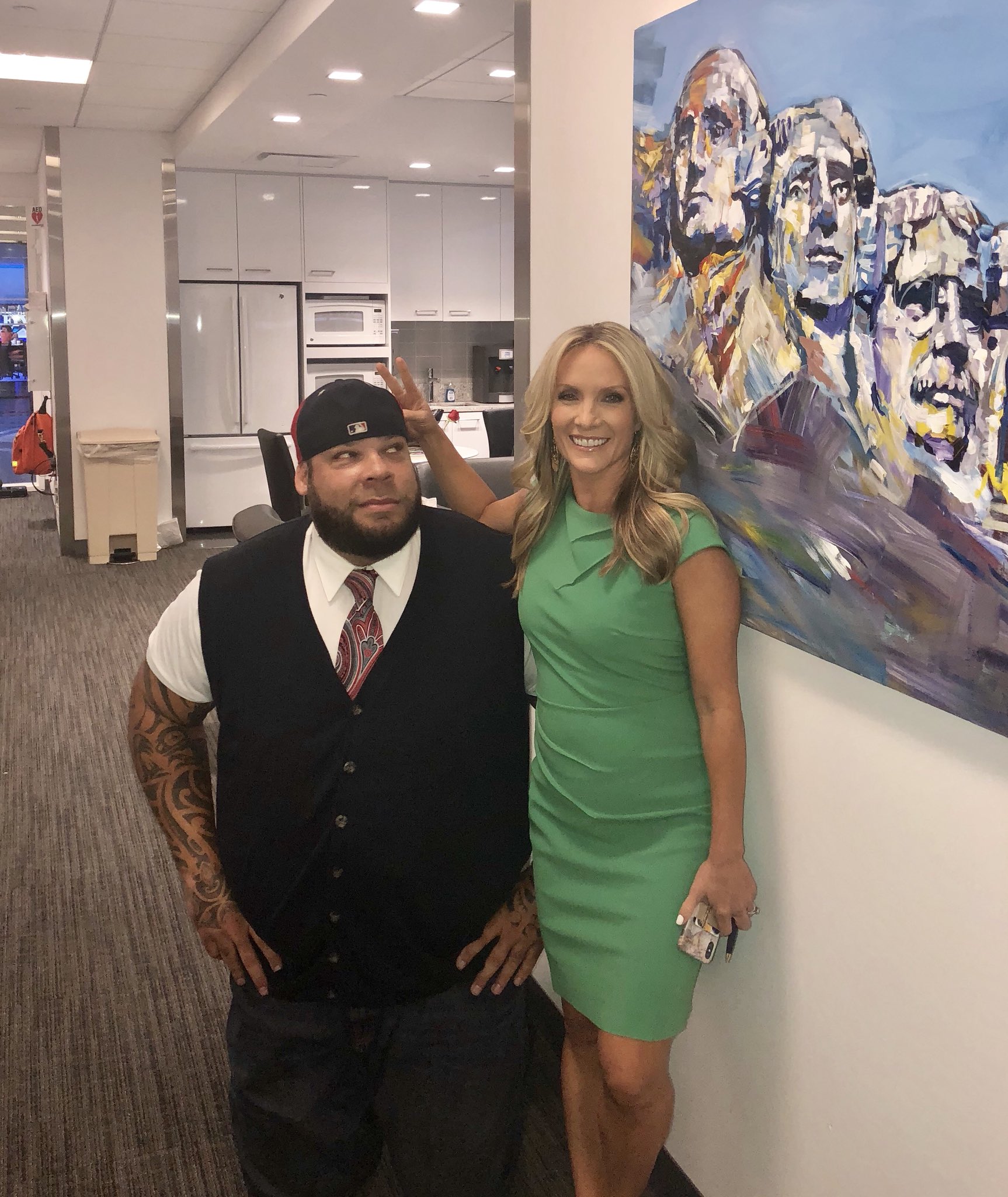 Dana Perino on X: "Join us on @TheFive - I'm towering over @PlanetTyrus  tonight! https://t.co/19CC55j75F" / X