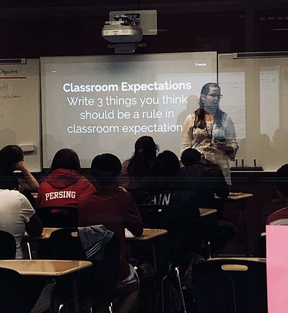 jimm_moore's tweet image. Crete HS teachers concentrating on DQ 6 and 8. Great way to begin the new school year. All about relationships! #CreteCardinals #BeKind