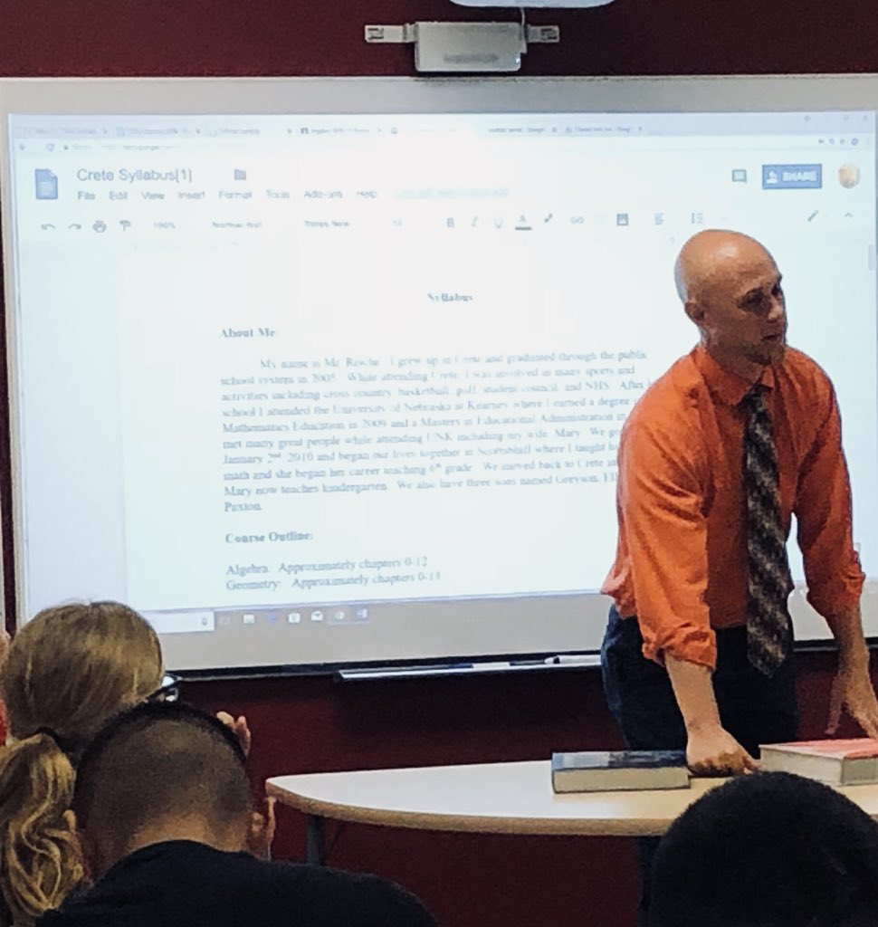 jimm_moore's tweet image. Crete HS teachers concentrating on DQ 6 and 8. Great way to begin the new school year. All about relationships! #CreteCardinals #BeKind