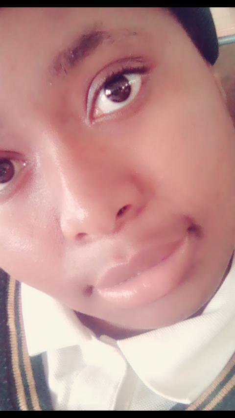 PAimsly's tweet image. Taking some pictures at school