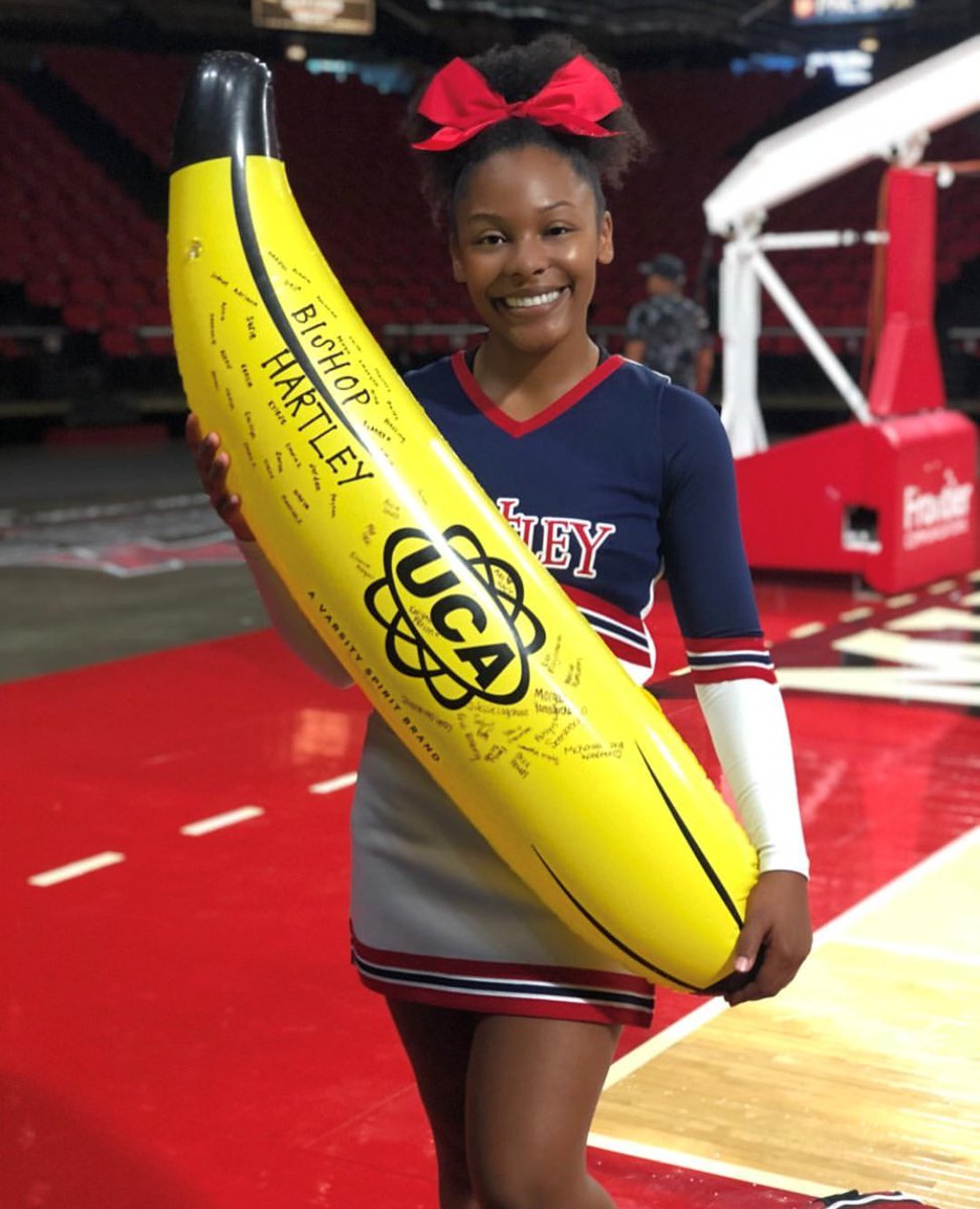 UCAupdates's tweet photo. Happy #TopBananaTuesday! Reply with a 🍌 if your team went home with the 🔝Banana! https://t.co/2TxpQyLKSI