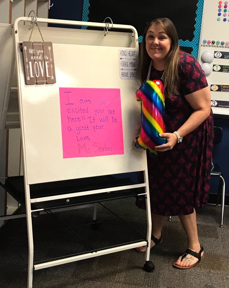 Elizarocks1's tweet photo. Finally ready to meet my students and their families tonight!! I can’t wait to make memories and learn together! #ubuntu #wearekennedy #firstyearteacherexcited #OklaED https://t.co/5IfSAvESS2