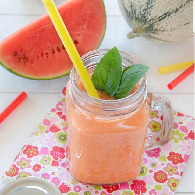 TurbigoGourmand's tweet image. G.A.S.P.A.C.H.O. melon gingembre
C'est frais et plein de saveurs : irrésistible 😋
🍈 Lien de la recette dans la bio 🍈
#instamiam #instagood #verysimple #gaspacho #watermelon #ginger #eatfresh #picoftheday #vscofood #vegetables #fruits #holidays ift.tt/2KSMkCr