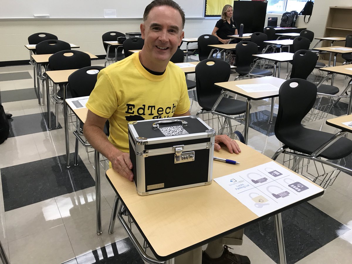 EdTechSmith's tweet photo. #rledtech18 broke out! Shout out to @MissZerfossa @mrs_taylorRL @mrsashleyshay for facilitating and @breakoutEDUfor recognizing our event;) Register to win a free set https://t.co/CAdSMXhZHR @rlschools #RLpride https://t.co/7ceqORlkFK
