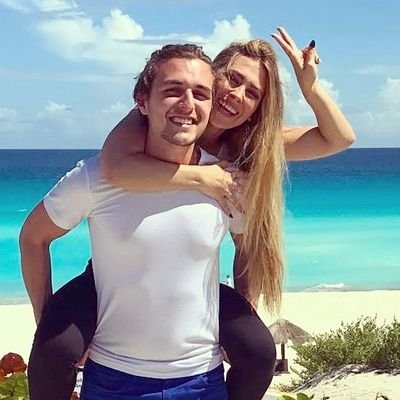 Rt O Fav tweet media