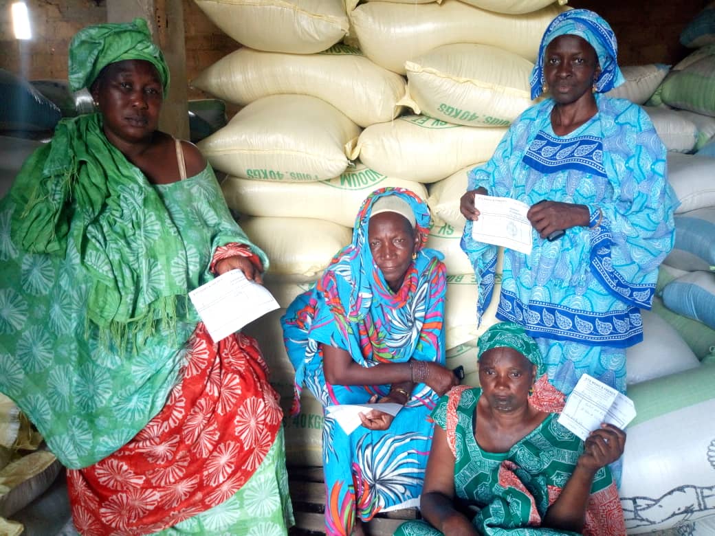 endaenergylinks's tweet photo. #FemmesEtResilience #EndaCiaDelta
Fourniture de semences certifiées pour 50 hectares \riziculture au profit des femmes de Ross Bethio dans le cadre du projet de la résilience des femmes productrices dans 07 localités du Delta.
Ce projet est financé par @OSIWA1 https://t.co/dNoDQi9irJ
