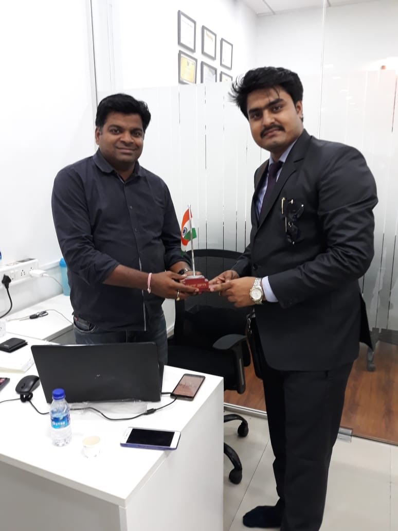 hybytf's tweet photo. Happy Independence Day Celebrations at HYB Your Trusted Friend Community, Our very own Co-founder celebrating with the HYB members. Happy Independence Day 2018 #happyindependenceday #india #helpyoubuddy #hyb #hybrooms #rent #sale #property #consultant #no1 #trust #mumbai #mira https://t.co/ad4rsHGQe9