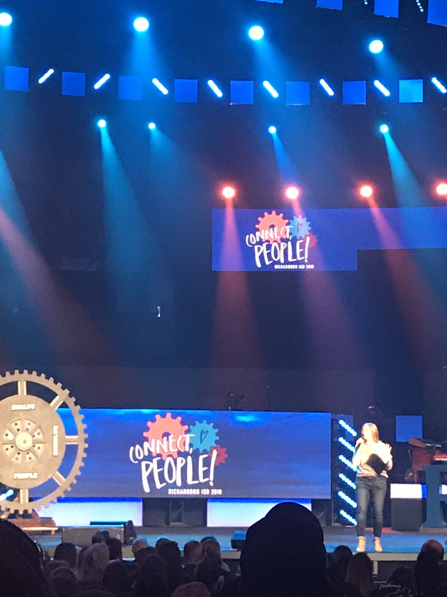 danielagatlin's tweet photo. #makingconnections #2ndgradeisready @CBEBears #RISDConvocation2018 Letโs do this! https://t.co/4JKYxHFoVH