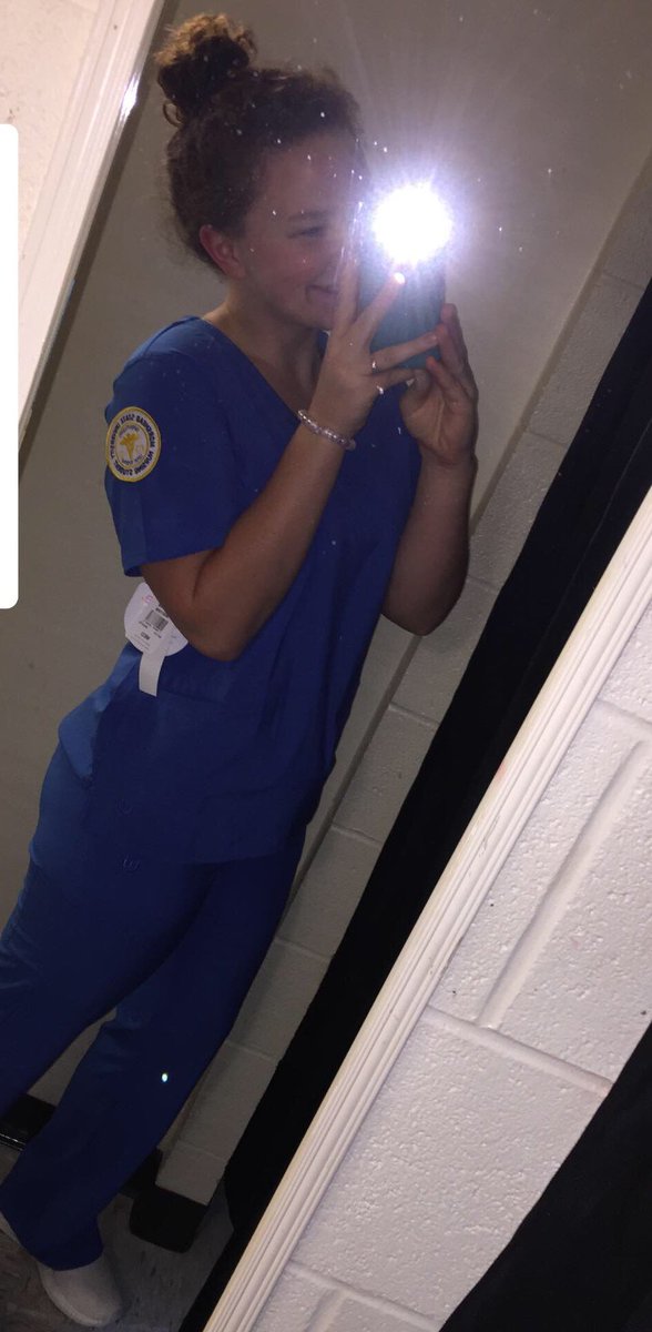 GoalGuardian34's tweet image. GUYS I STARTED NURSING SCHOOL THIS WEEK &amp;amp; I AM BEYOND STRESSED