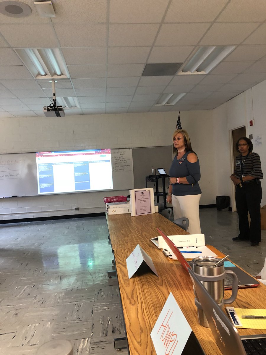Brangela0330's tweet photo. Professional Development- Incorporating rigor in the classroom.  I learned a lot today. #EXCELisALLin #ExcelAcademyHCS #ensuringsuccess https://t.co/H1FaLgBDnN