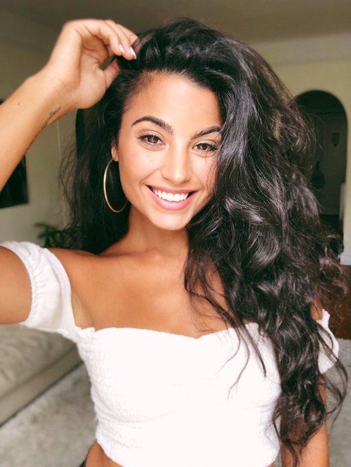 😬 https://t.co/KDnskyyK1K