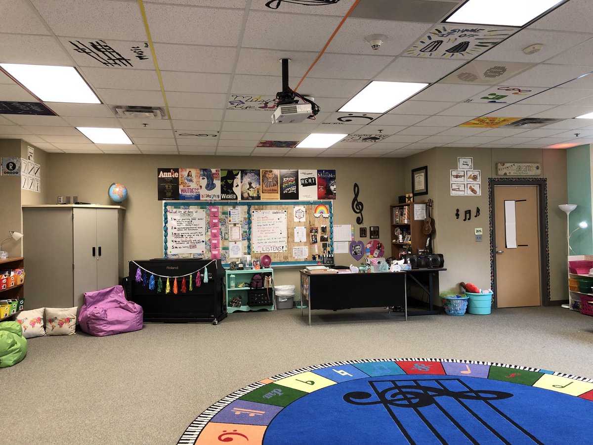 mrswoodmusic's tweet photo. Tomorrow is my 8th first day. Why am I still nervous?! #IESAPD #IESInspire https://t.co/Rhq8unRqYo