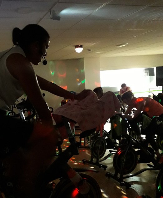OKMAS_Cordoba's tweet photo. La vida comienza al final de tu zona de confort.🔝🚴💪😆

 #OKMAS #córdoba #fitness #Deporocio #gimnasio #teesperamos #mentesanacuerposano #pasandolocomoniños #estumomento #saluyydeporte #diversion #fitup #bodyjump #fithook #fitaxis #gap #zumba #pilates #yoga https://t.co/okJcsD8Sls