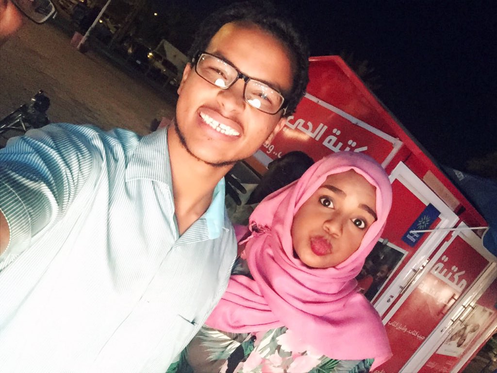 ولوية كسرة بي موية❤️ tweet media