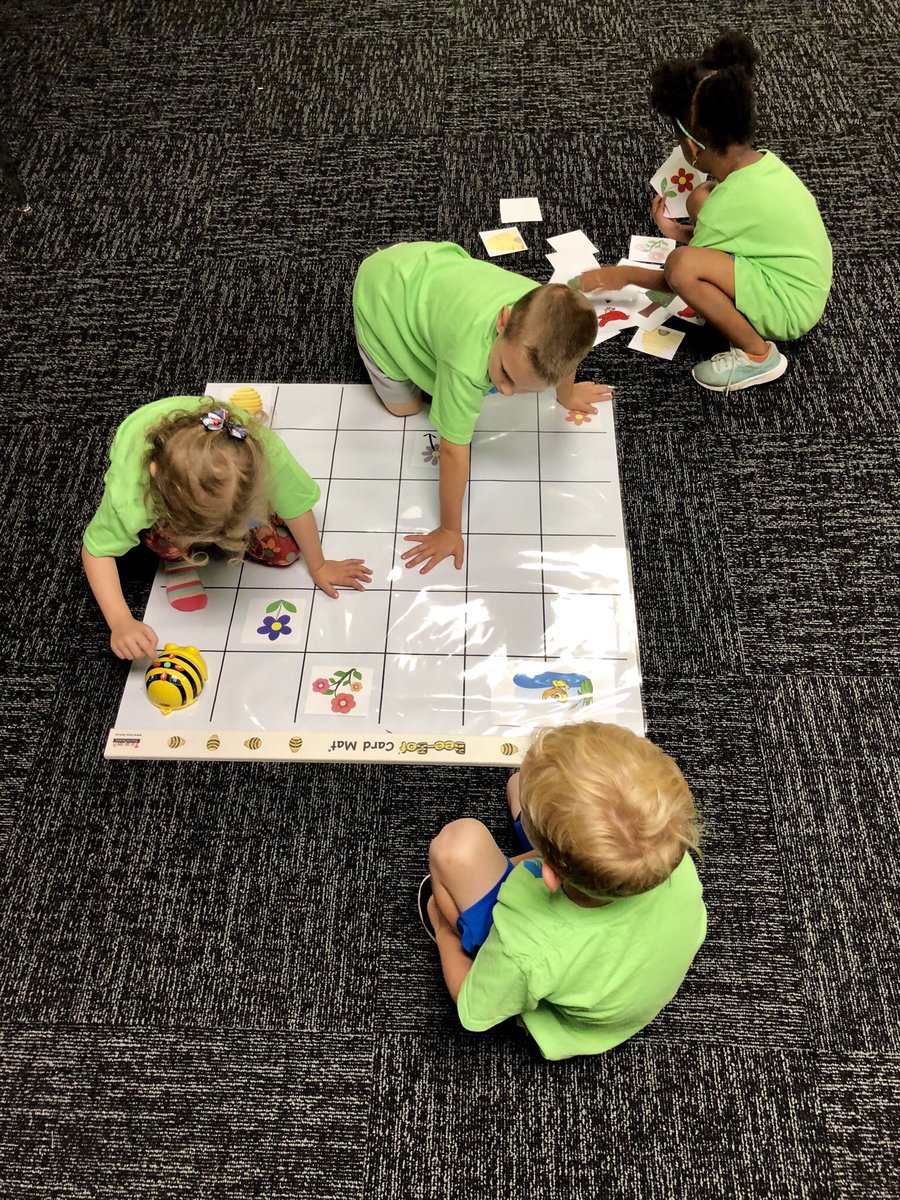 kellyfeimster's tweet image. #Beebots and #spheros were fun with the K-2 coding campers today! @NGoodnightTeach @HDESMediaV @RSSinformation #rssaig #rssmedia