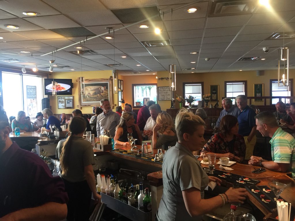Bridgerdbistro's tweet photo. It’s our 14th Anniversary!!  Thanks to all for coming tonight to help us celebrate and begin a new year of making memories! https://t.co/9AdNvVZq0z