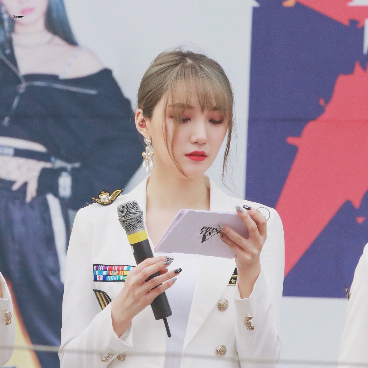 zfunny0729's tweet photo. 20180617 한강 이번트 
#프리스틴 #PRISTIN
#로아 #ROA #민경 https://t.co/A7HVMitwHn