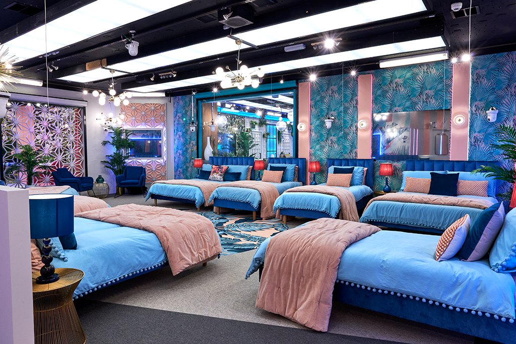 Hamsterwatch Bb21 On Twitter Turquoise Pink Bedroom