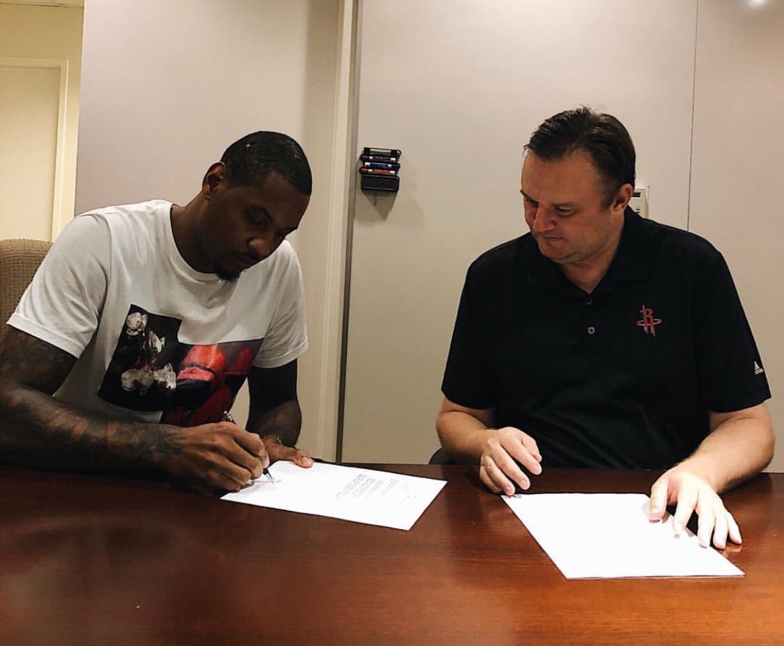malloythefuture's tweet photo. My little bro @carmeloanthony You are A great fit with @CP3 as a coach point guard on the court. They about to see the BEST of you now. Watch how he get busy @iam__jalenn Y'all heard it first from me..❤🔥✔🏀🙌🏿💪🏿 https://t.co/7aa33BPhAG