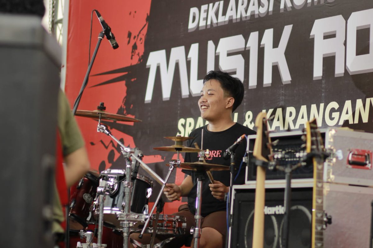 Face My Enemy tweet media