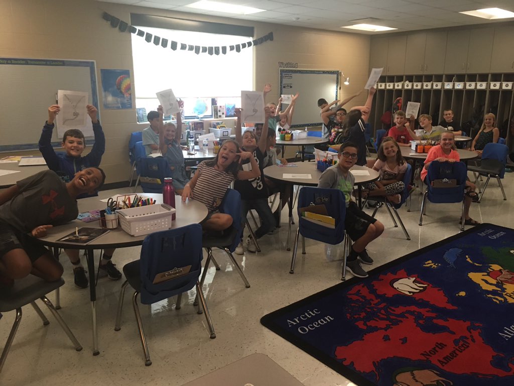 My 5th graders at Beulah Ralph had their first science experience today! Making observations, drawing conclusions, and team building <a href="/BeulahRalphElem/">Beulah Ralph Elem</a> in Room 223! #cpsscience101