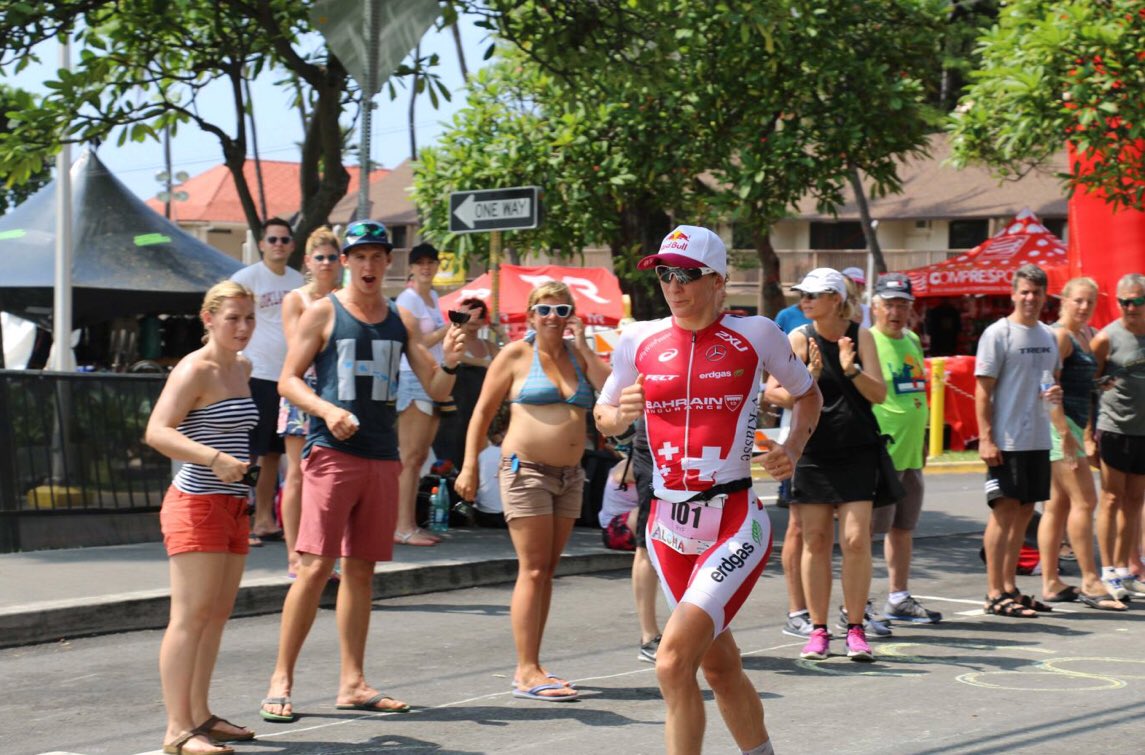 TriPhotographic's tweet image. 2017 - winners Ironman World Championship Kona Hawaii - #danielaRyf and #PatrickLange 
📷 #ironmannews 
#imkona 
🏊🏼‍♂️3.8km 🚴🏻‍♂️180km🏃🏼‍♂️42km
#ironmanhawaii
#imwc
#ironmanwc 
#9weeks