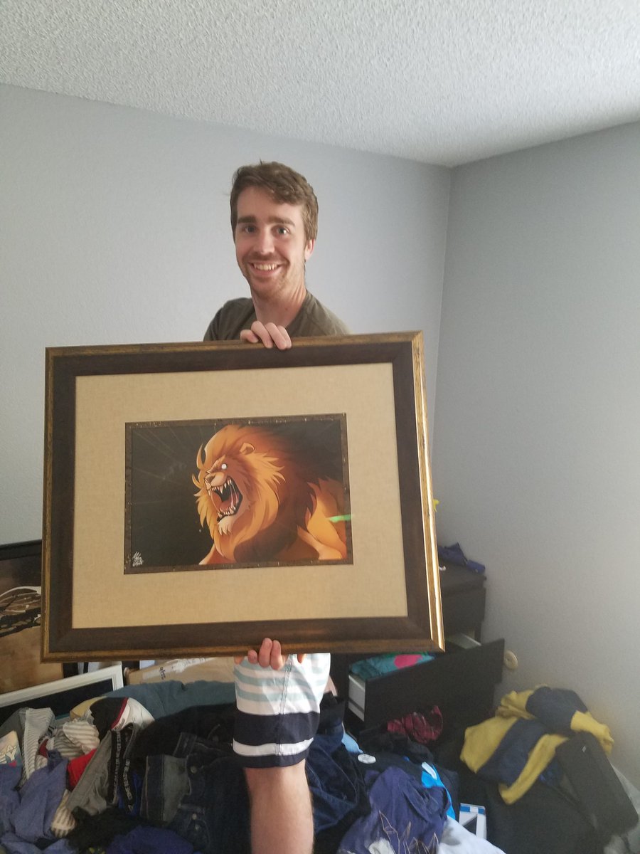 DiRe_Beast's tweet photo. Me with my new picture avec frame. Thank you @ffSade for your amazing art. Thank you @DiRe_Ctrl for making it happen https://t.co/nHIv90zJqk