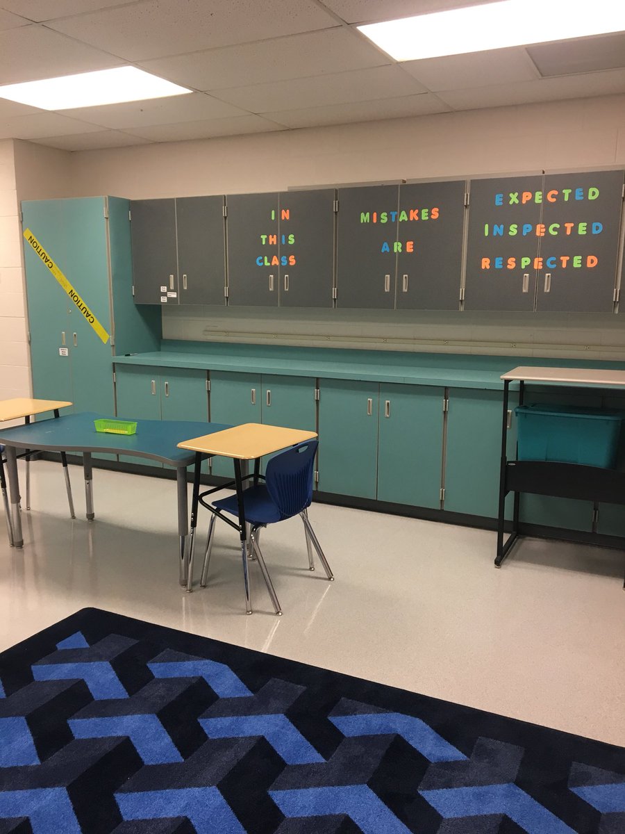 MrsStephen4th's tweet photo. Rm 227 just needs it’s students to be complete! #EaglesRise @EastgateNKC https://t.co/Uear3R9k2f