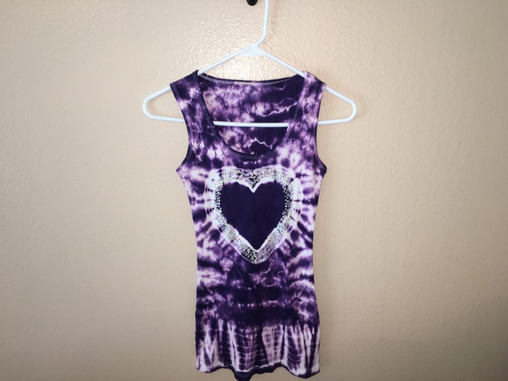 R5closet's tweet photo. New Item Posted: Rydel’s Purple Tye-Dye Heart Tank https://t.co/4oELKWEl8i https://t.co/zEPPQ2bN40