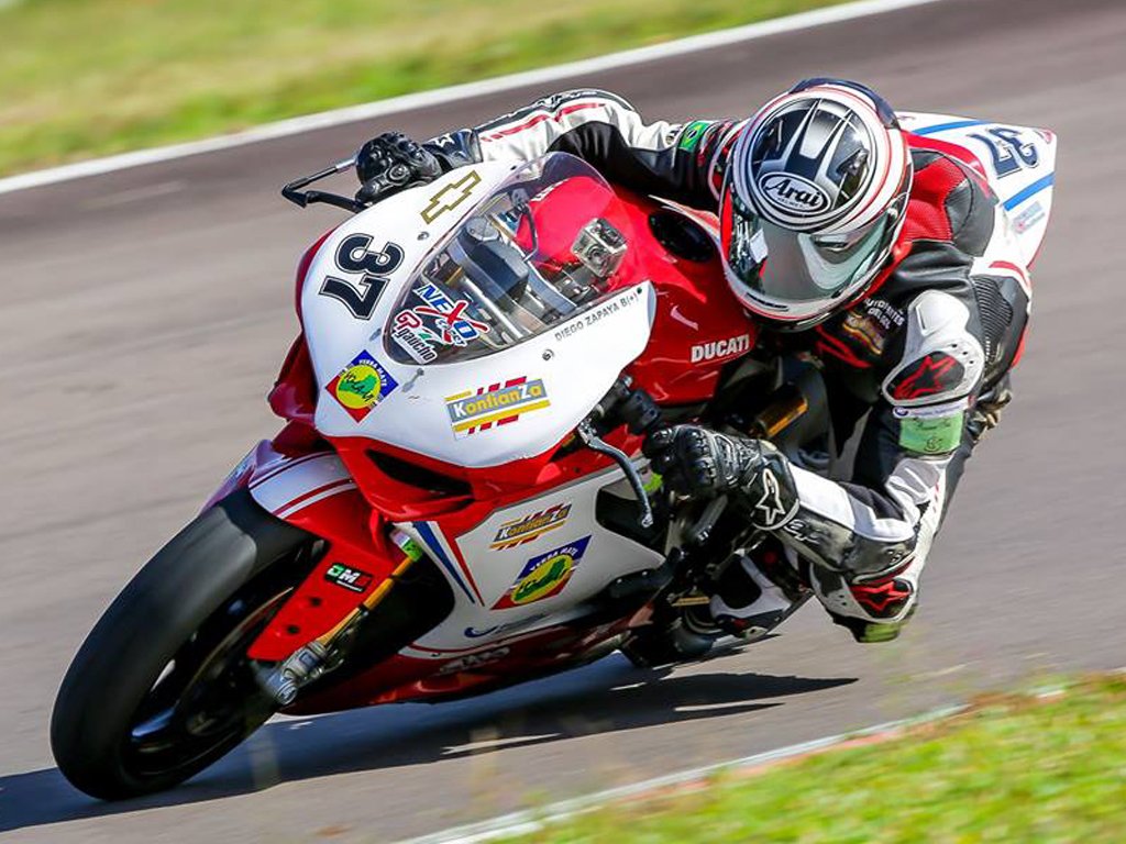 El sábado 25 de Agosto se desarrollará una nueva jornada de giros libres de motos en el Autodromo Ciudad de #Oberá organizado por Grupo de Amigos de las #Motos de Pista de Oberá. >>>nexosports.com.ar/sabado-de-giro…