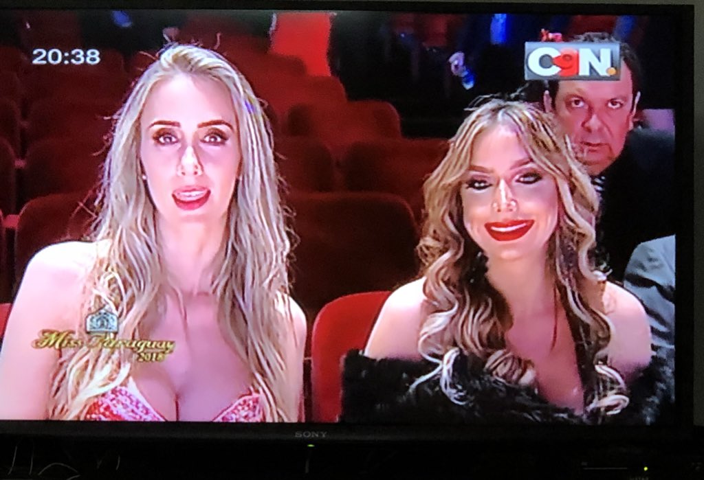 enriquegamarra's tweet photo. Paren los escraches, la sucesión presidencial y otras minucias, que hoy tenemos MISS PARAGUAY: roloneadas que desafían cualquier definición o idea previa.
Más ingüeroviable que discurso de Ibáñez. Más inentendible que el peinado de Gónzalez Daher.
#TremendingTopic https://t.co/1YR0kBDXgV