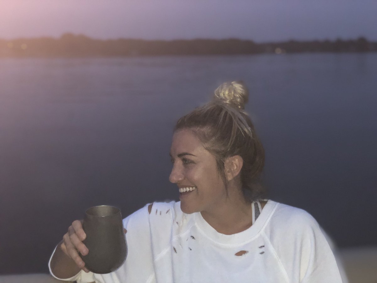 MorganMylesLIVE's tweet photo. Dad: Hey Morg, you got a bunch of holes in your sweatshirt. ME: Yeah, I know, I bought it that way. Dad: Now why on earth would you buy a shirt with holes in it, I could’ve made that. ME: 🙄 (I’ve heard him say this to me at least a 💯 times in my life.) OH, Night Tune Ride Talks https://t.co/aMC4ZHp4Ye
