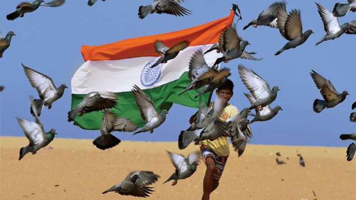 nandita_kodesia's tweet photo. No nation is perfect, it needs to be made perfect. 
This Independence Day take a pledge to contribute towards the perfection of your country. 

#HappyIndependenceDay #JaiHind https://t.co/RZUKRsEHgL