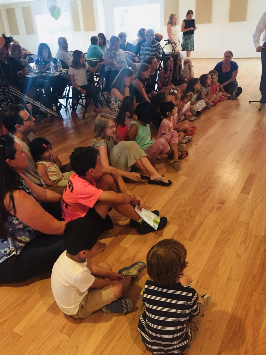 A role model and mentor, thank you @Ashlyn_Aumiller for all the personalized autographs to our next generation of language learners. <a href="/owlpubhouse/">Owl Publishing</a> #WeAreNorthern #Dante #creoenti