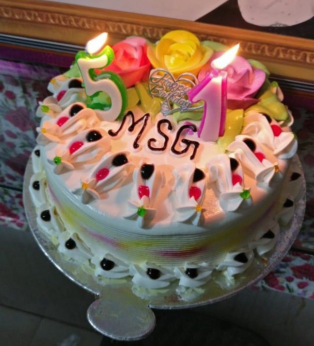 GurpreetMannRAJ's tweet photo. #BdayWishesToStRamRahim 
@derasacha_sauda 
Dhan dhan satguru tera hi aasra  

Good morning almighty  Msg 
Wish you a very happy birthday @Gurmeetramrahim Mere Satguru ji https://t.co/zEtSosLv9K