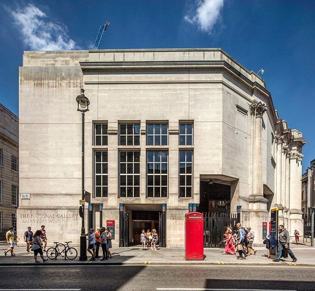 Privileged to be commissioned you Denise Scott Brown to revisit #sainsburywing #nationalgallery #venturiscottbrown #trafalgarsquare #london #architecture #architecturalphotography #postmodernism #portlandstone #vscocam ift.tt/2KSOyln