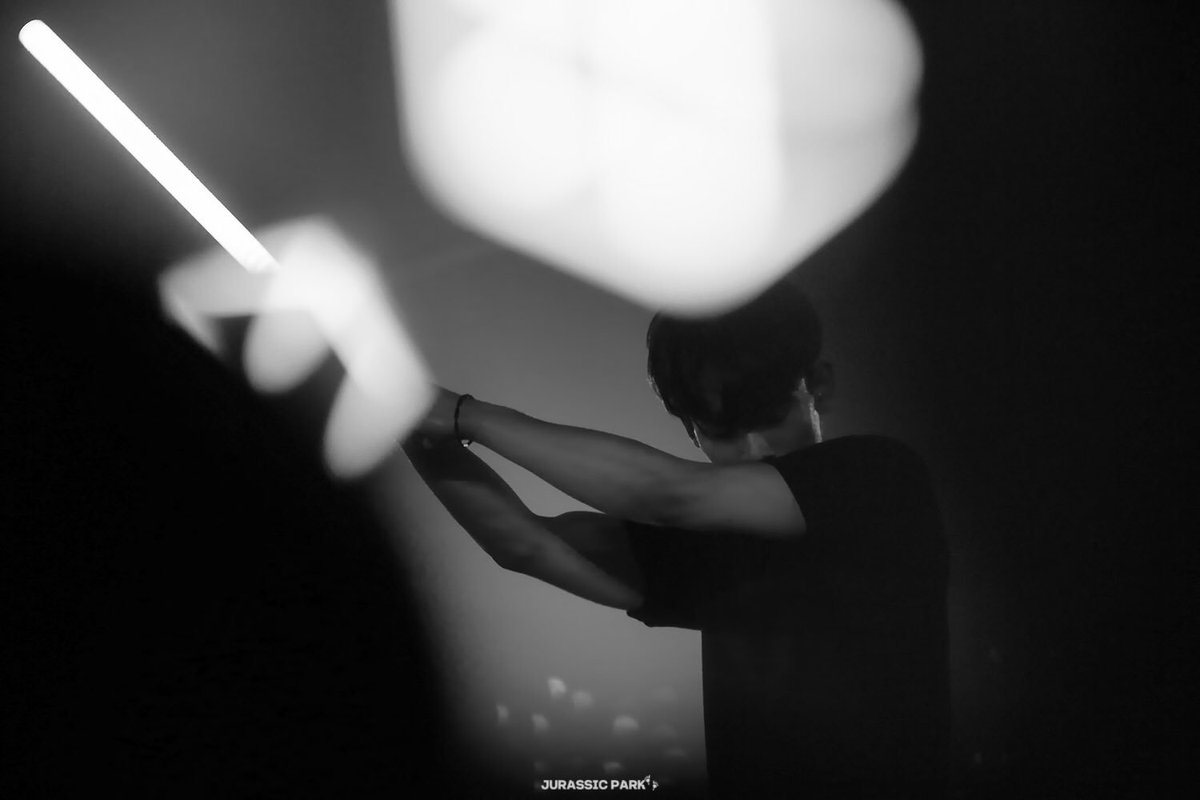 c5.staticflickr.com/9/8885/2874163…
c2.staticflickr.com/9/8025/2884662…

#첸 #종대 #CHEN