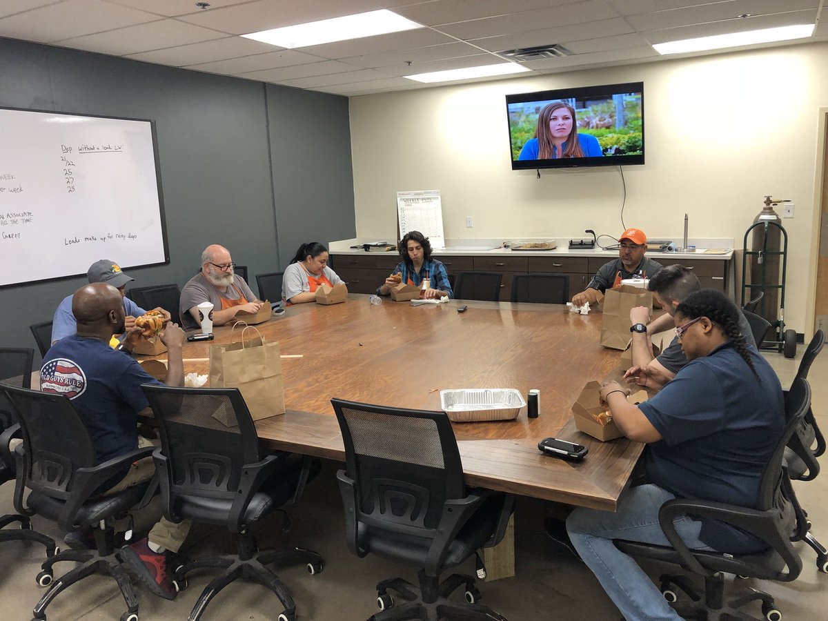 Duane Payton (@duane_payton) on Twitter photo A Big Thank You to Hector, Dave, and Joey for the burgers for the freight team!! They are very great full and wanted to say thank you guys!@CynthiaBriscoe4 <a href="/jimbobshaw/">Murderburger</a> <a href="/ConstantinoJoey/">Joey Constantino</a> <a href="/DaveRebtoy/">Dave Rebtoy</a> <a href="/HectorAPadilla/">Hector Padilla</a> <a href="/YanetTrevino/">yanettreviño</a> <a href="/dandx45/">Daniel jordan</a> <a href="/HarmonSherrye/">Sherrye Harmon</a> @JoshTgi @RyanHostetler4 A Big Thank You to Hector, Dave, and Joey for the burgers for the freight team!! They are very great full and wanted to say thank you guys!@CynthiaBriscoe4 <a href="/jimbobshaw/">Murderburger</a> <a href="/ConstantinoJoey/">Joey Constantino</a> <a href="/DaveRebtoy/">Dave Rebtoy</a> <a href="/HectorAPadilla/">Hector Padilla</a> <a href="/YanetTrevino/">yanettreviño</a> <a href="/dandx45/">Daniel jordan</a> <a href="/HarmonSherrye/">Sherrye Harmon</a> @JoshTgi @RyanHostetler4