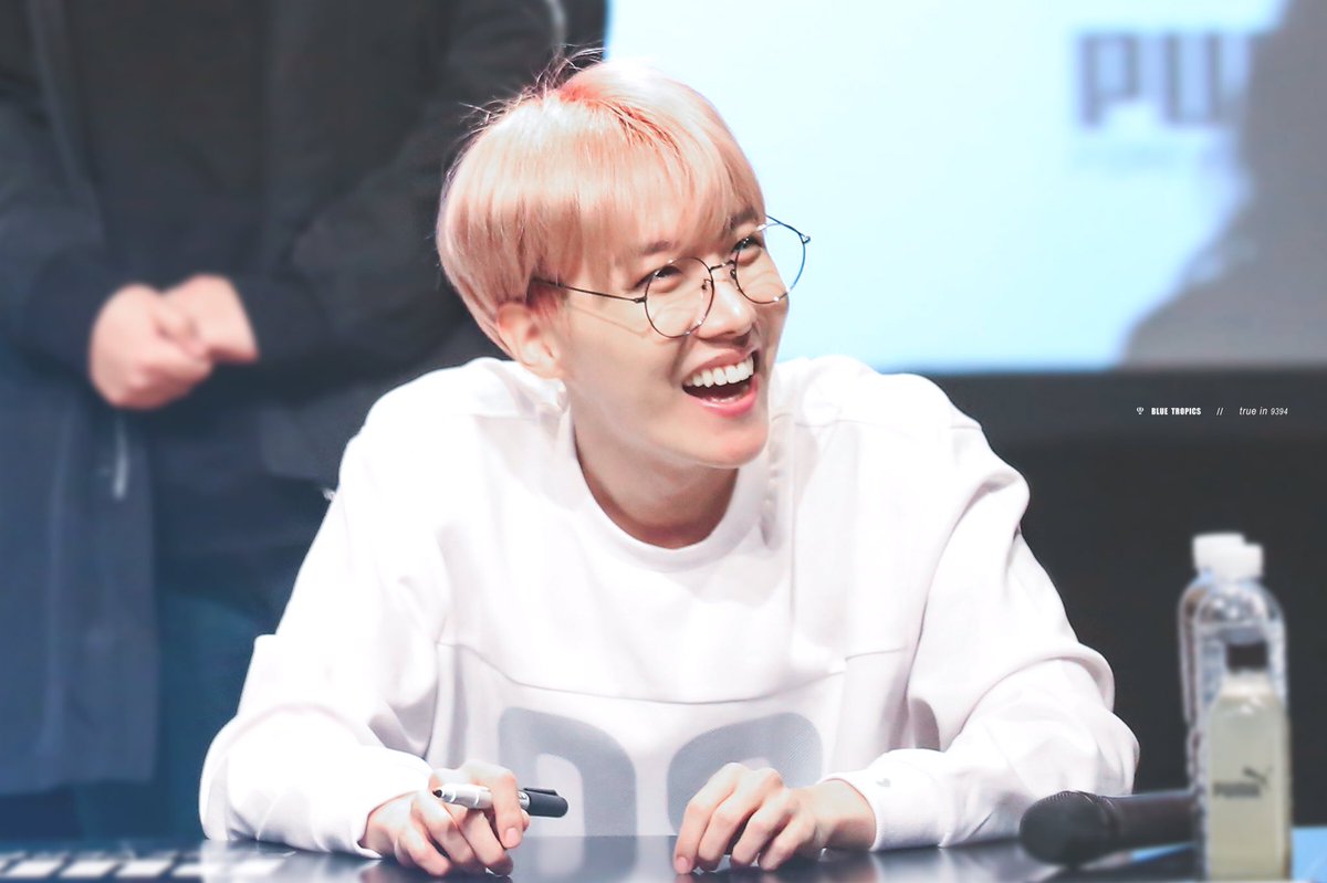 btsxpics's tweet photo. https://t.co/ucLvZDdXB7