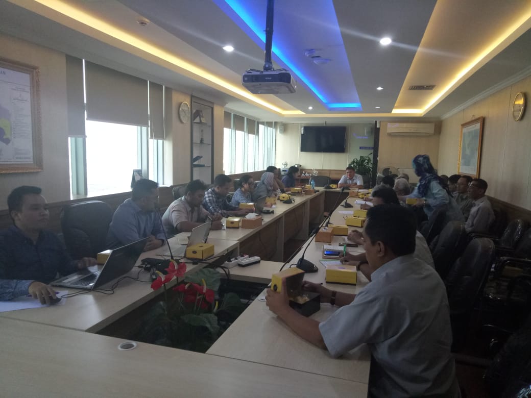 Rapat pembahasan pendataan kapal dengan KKP bersama tim USAID, MPDI, AP2HI, WWF, WCS, TRI MARINE, SFP, YBUL-EDF atas aplikasi simkada offline yang dibangun oleh USAID di WPP 715 <a href="/mzulficar/">ZulficarMochtar</a> <a href="/Saifuddin_mr/">Saifuddin</a> <a href="/djpt_kkp/">Direktorat Jenderal Perikanan Tangkap</a>