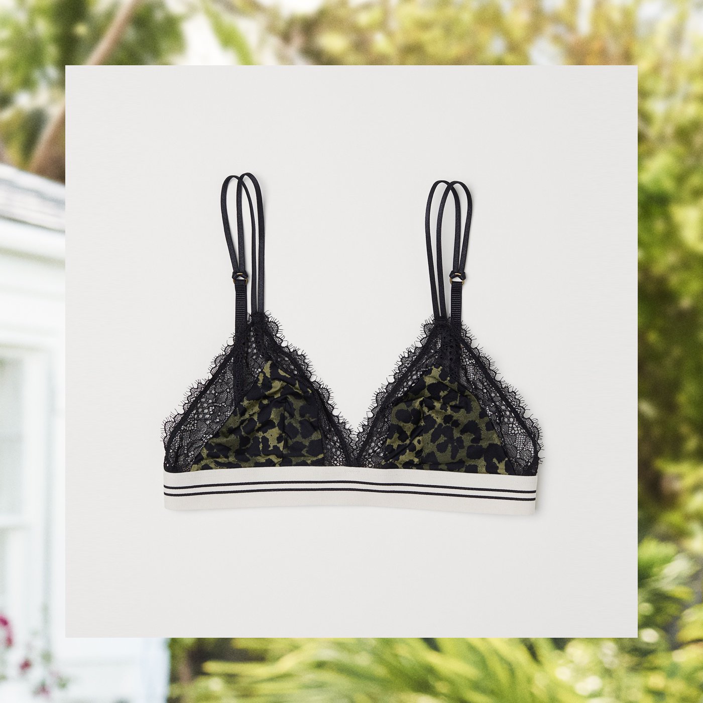 H&M Philippines on X: The Love Stories x H&M favorite: Printed bralette  screams fun and sexy. Shop for beautiful and fun lingerie today! #HM Soft  microfibre bra: P999  / X