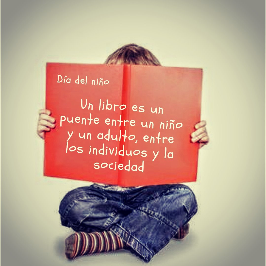 PuenteDeLibros's tweet photo. Un libro no pasa de moda, perdura y se resignifica con cada lectura. Regalales un libro #lij #ibbyint #Literatura #amoleer #leer https://t.co/FJFBcGvAMP