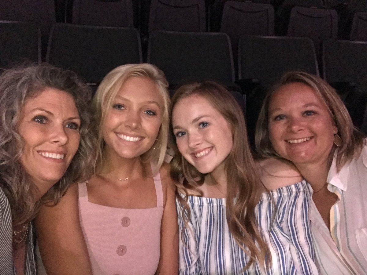 tltingle's tweet photo. Girls trip with @McKennaTingle33 , @llaurenolson & Rachel for an amazing #SamSmithXEC concert https://t.co/VIBItrct3T